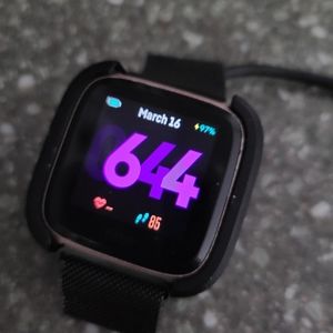 Fitbit Versa